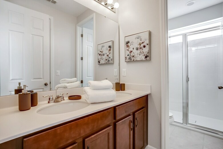 1560npt New Solara 9 Bedroom 6 Bathroom Resort