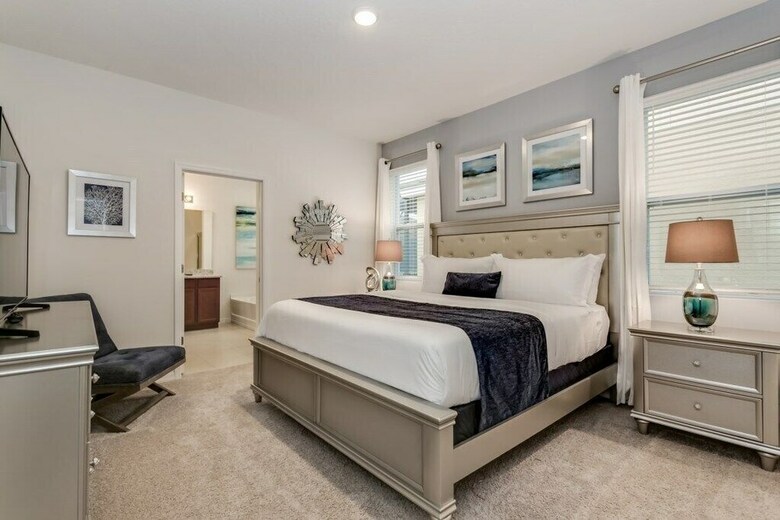 7028oakwood