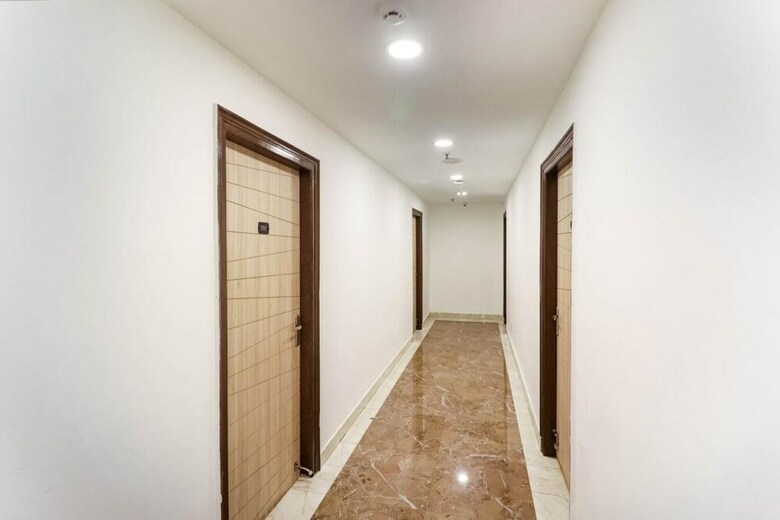 Adb Rooms Hotel Nazeer