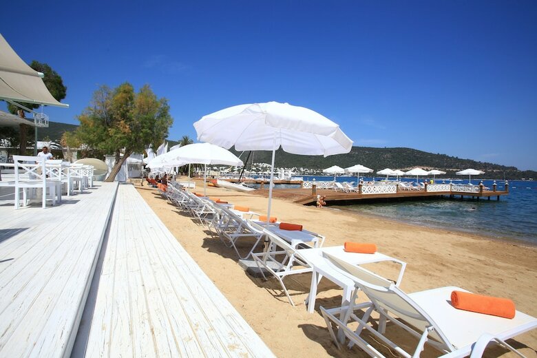 Hotel Grand Yaz?c? Torba Beach Club