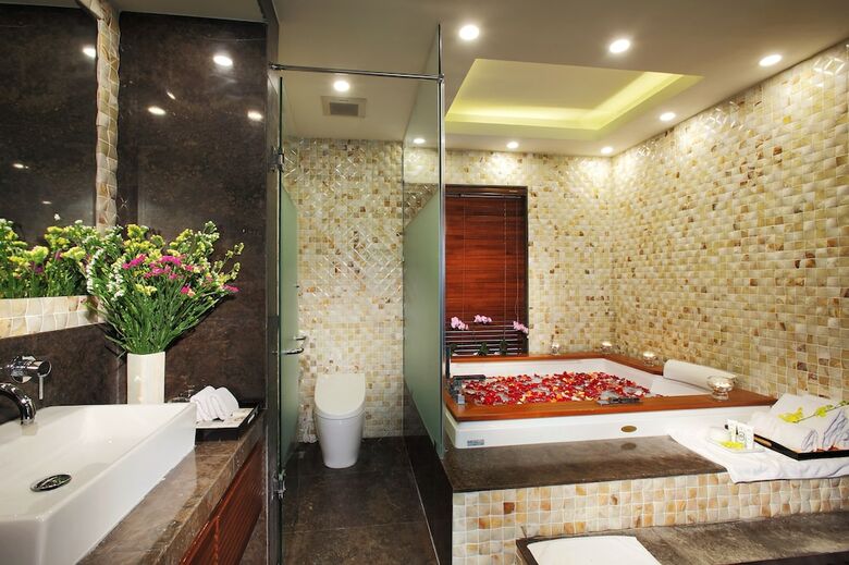 Golden Silk Boutique Hotel