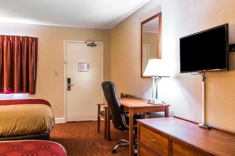 Hotel Econo Lodge Inn & Suites