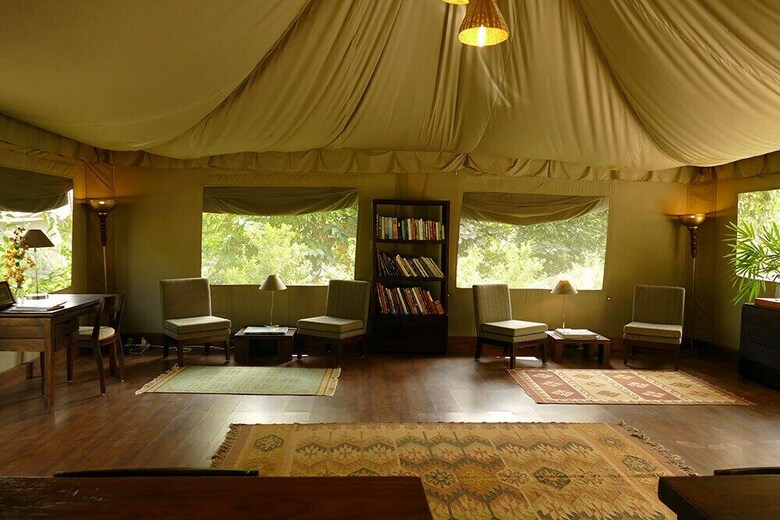 Hotel Aamod Bagh Tola Lodges - Bandhavgarh
