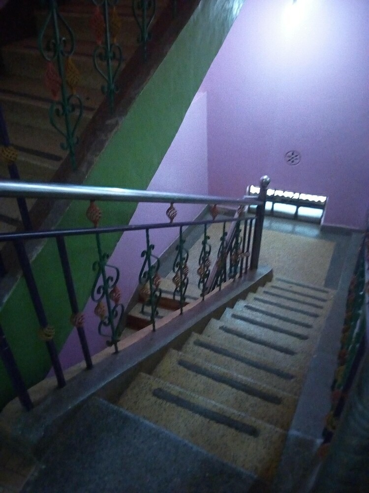 Hotel Waso Central Emporium Lodge