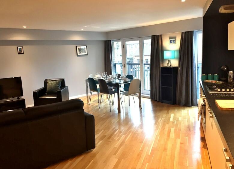 Tolbooth Apartments