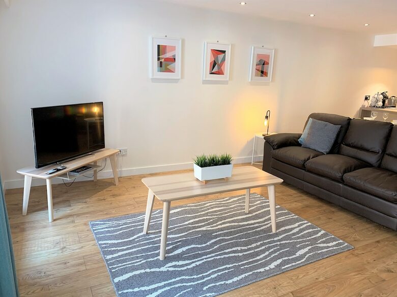Tolbooth Apartments