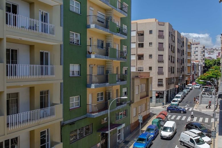 City Center Chic Apartment, Balcony