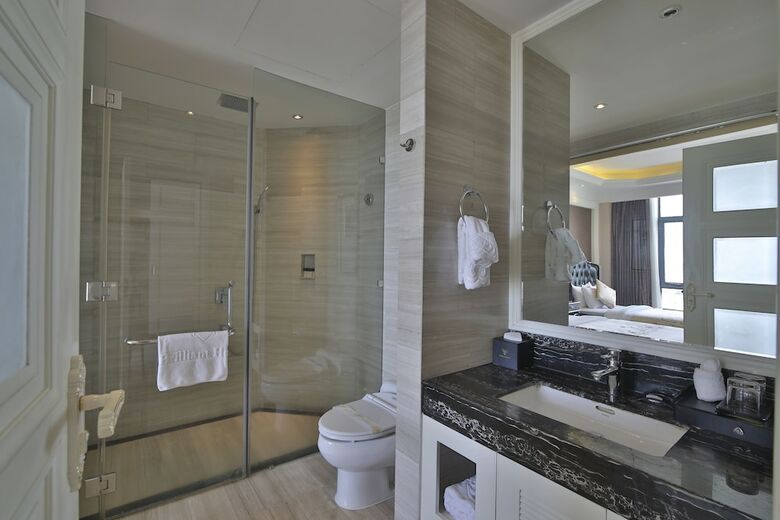 Brilliant Hotel