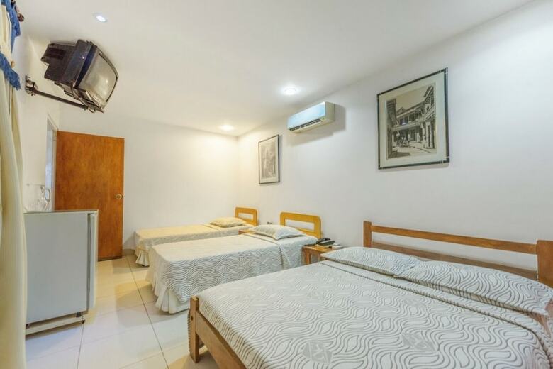 Veleros Hotel
