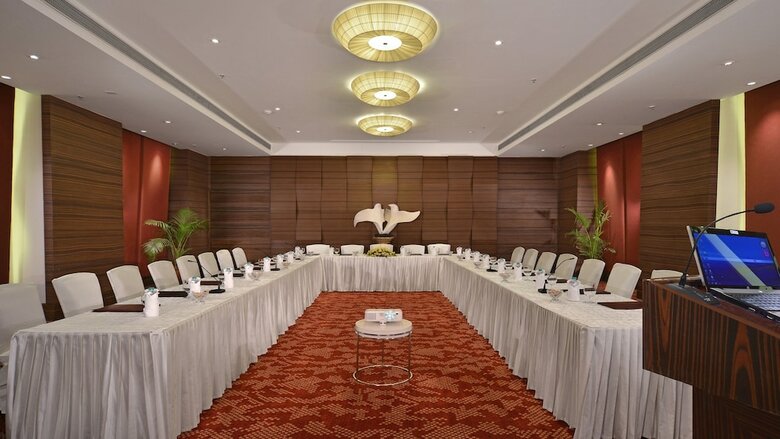 Hotel Holiday Inn Chandigarh Panchkula