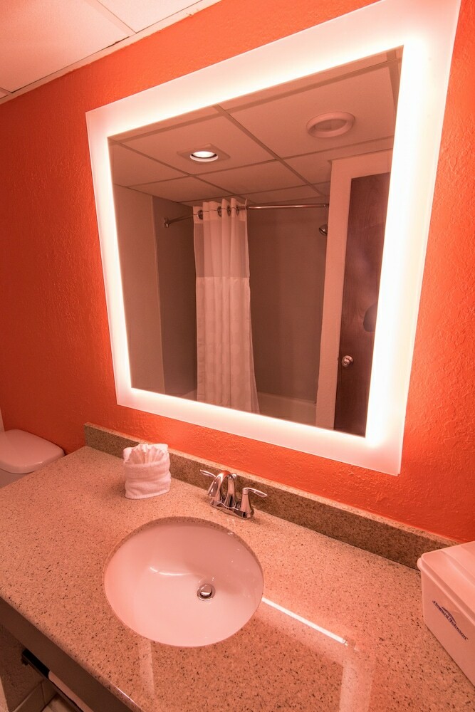 Hotel Howard Johnson By Wyndham Portsmouth