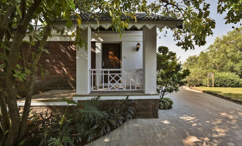 Hotel The Fern Samali Resort
