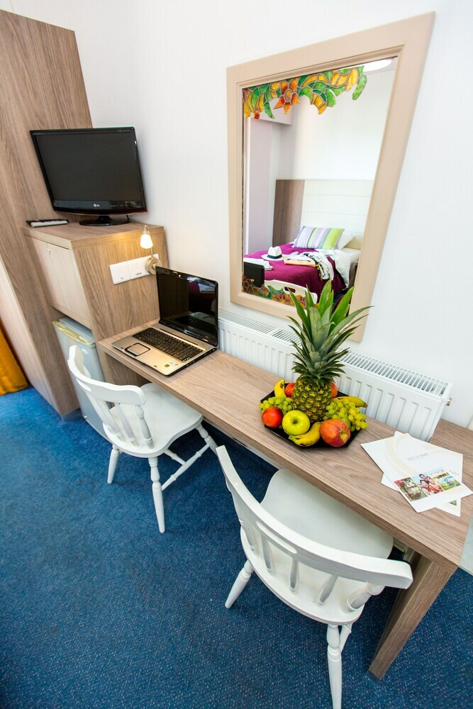 Hotel Fitos Inn Guest House