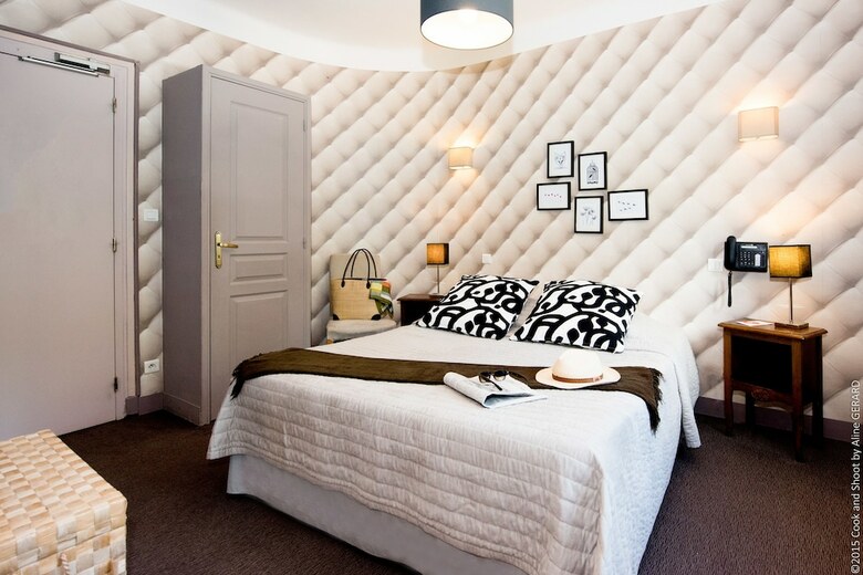 Hotel H�tel La Magnanerie, C�t� Bistro