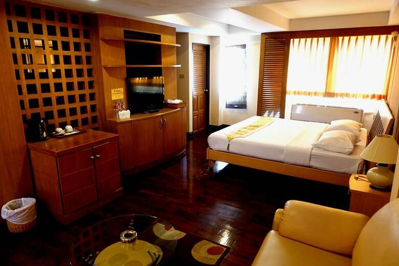 Hotel Win Long Place Serviced Apartment