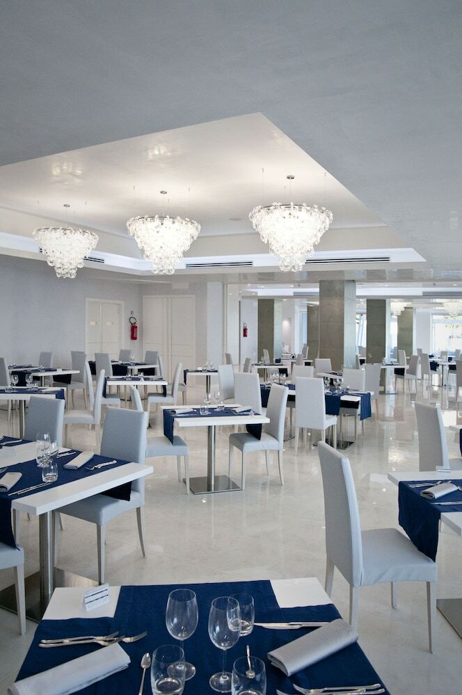 L'isola Di Pazze Hotel Resort