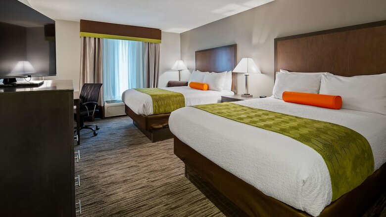 Best Western Plus Liberal Hotel & Suites