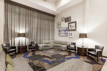Hotel Holiday Inn Select University Center
