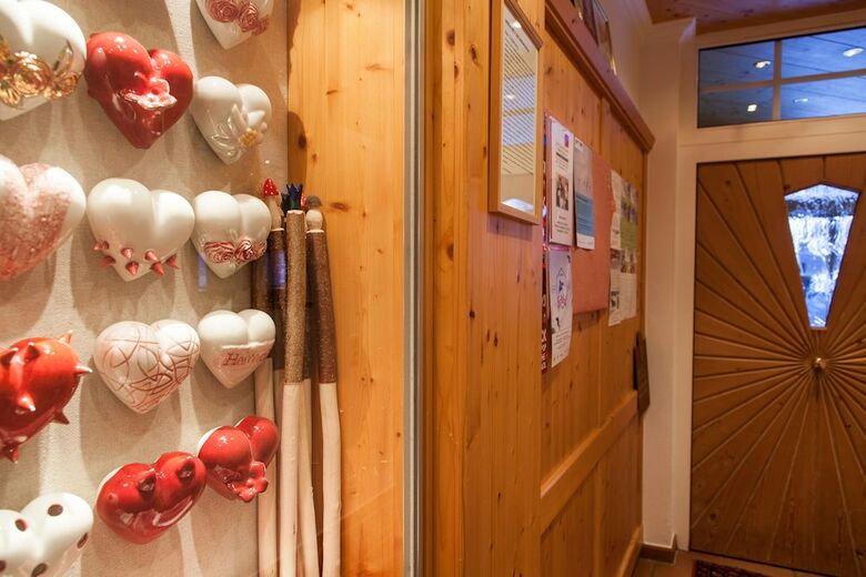 Hotel Am Dorfplatz Suites - Adults Only