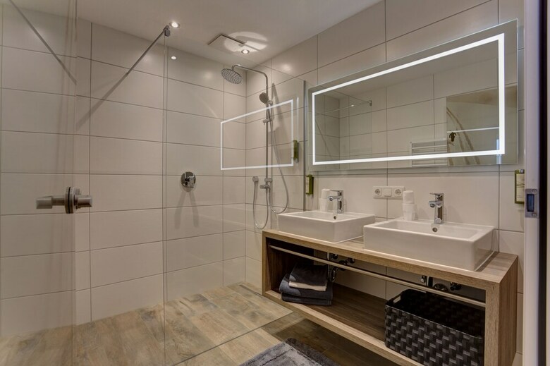 Hotel Am Dorfplatz Suites - Adults Only