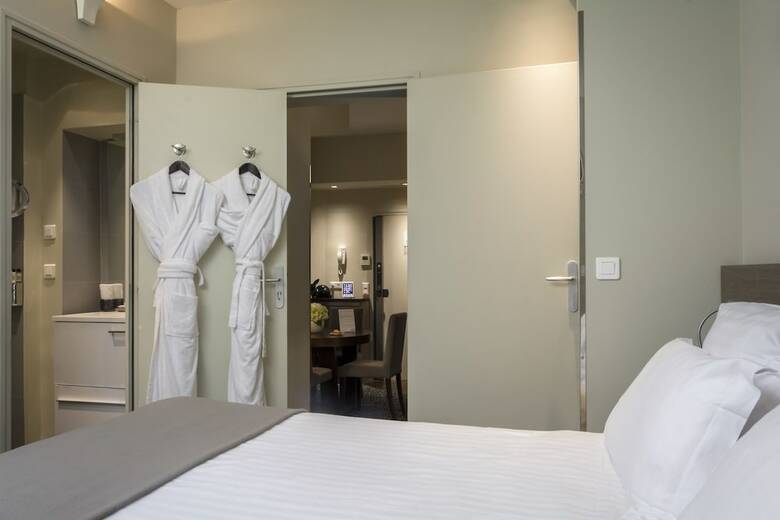 Chez Oscar Appart'h�tel Champs-elys�es