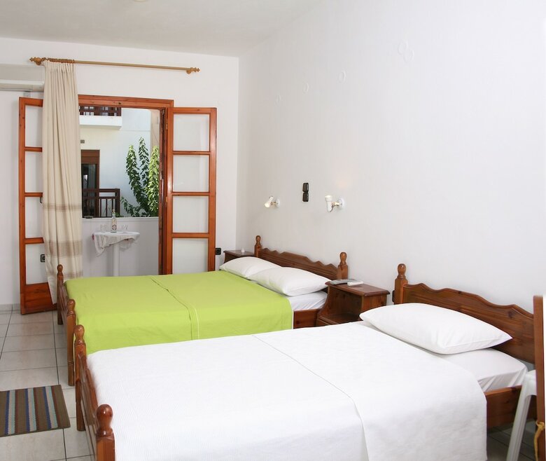 Hotel Kapetanos Rooms