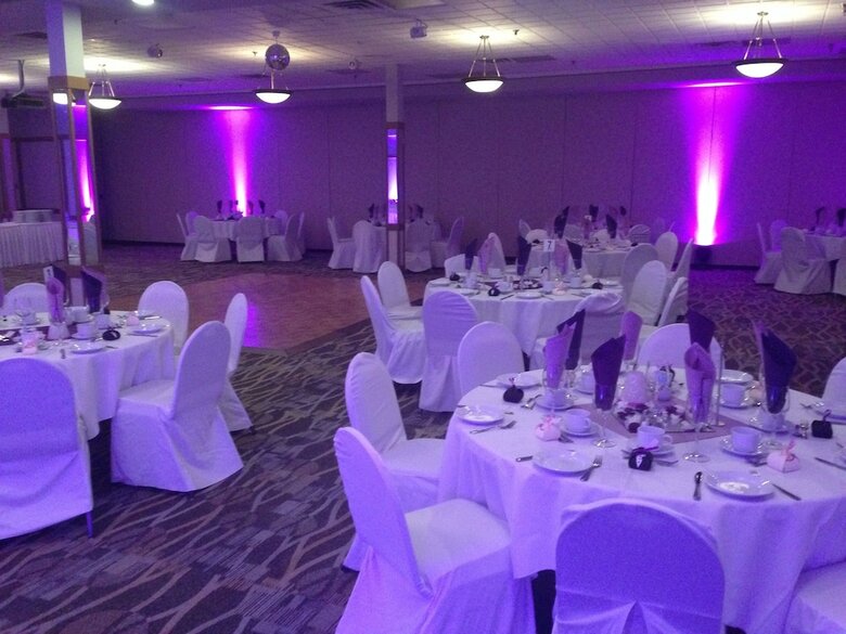 Hotel Canad Inns Destination Centre Transcona