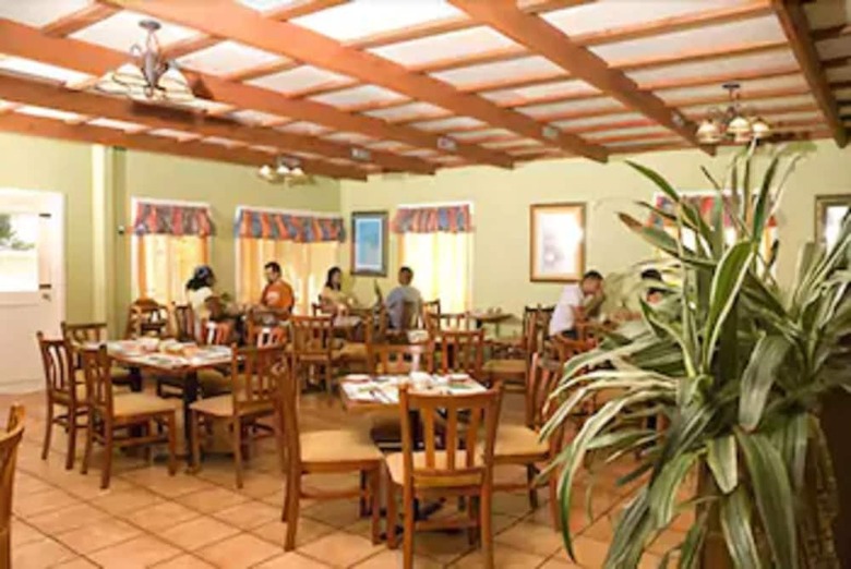 Hotel Parador Palmas de Luc�a