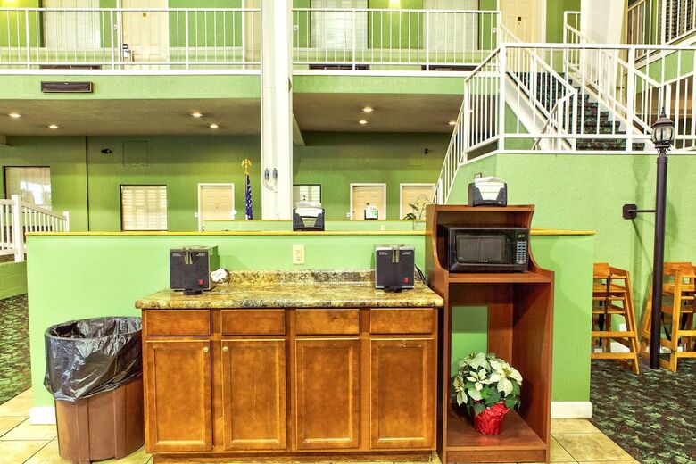 Motel Oyo Hotel Mccook Ne Downtown