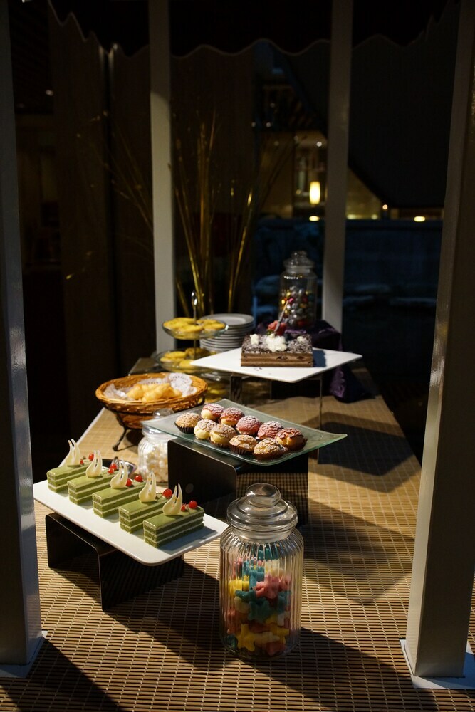 Century Sunshine Hotel - Emeishan