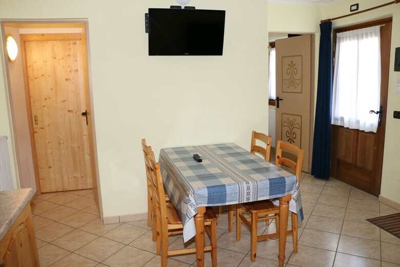 Roulette Apartments