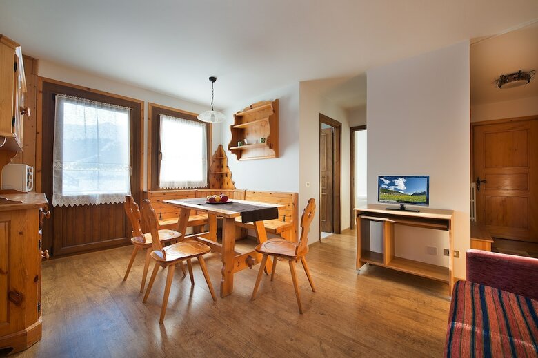 Roulette Apartments