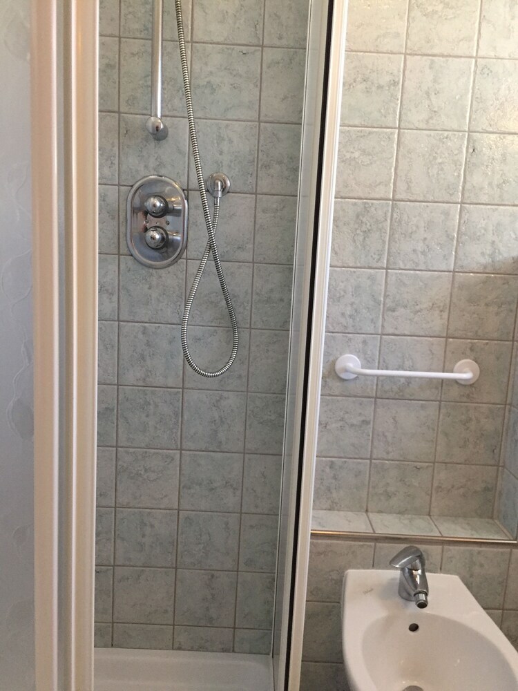 Roulette Apartments