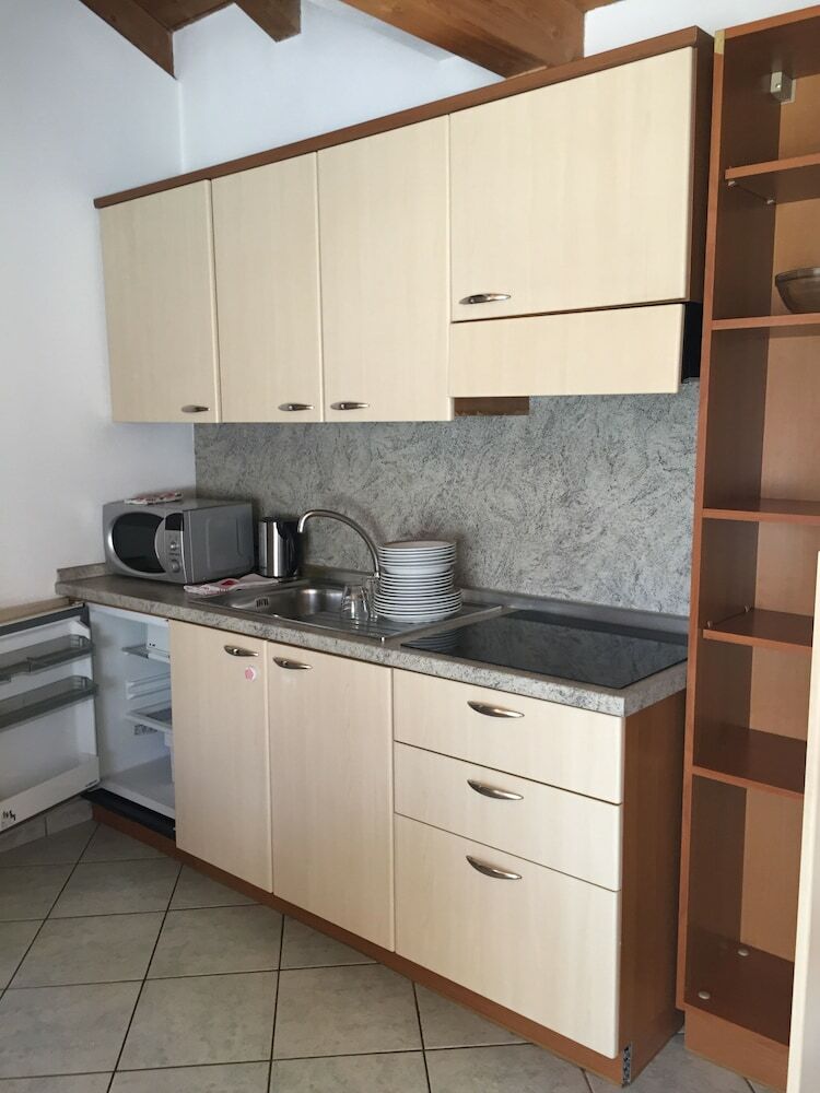 Roulette Apartments
