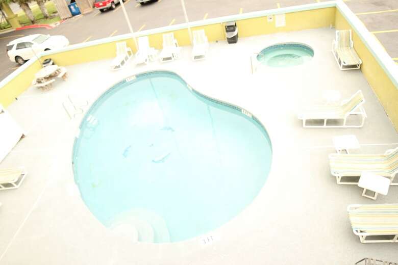 Windwater Hotel & Marina