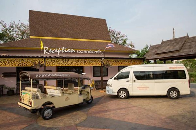 Hotel Ploykhumthong Boutique Resort