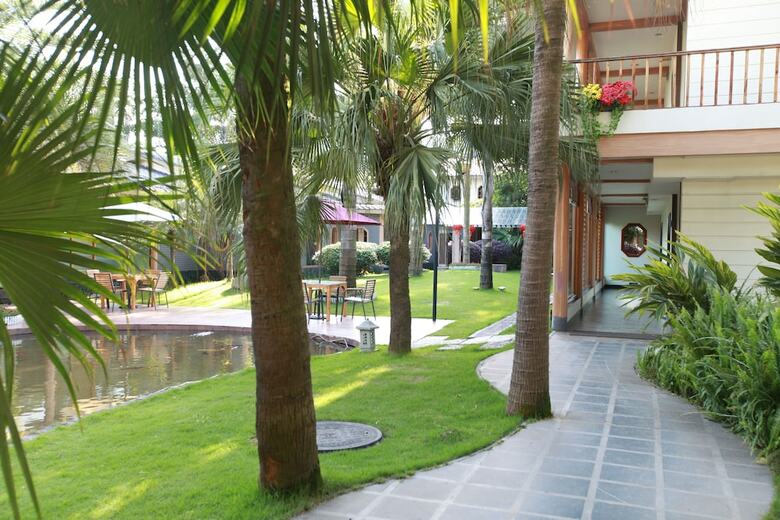 Dongjiang Golf Resort Hotel