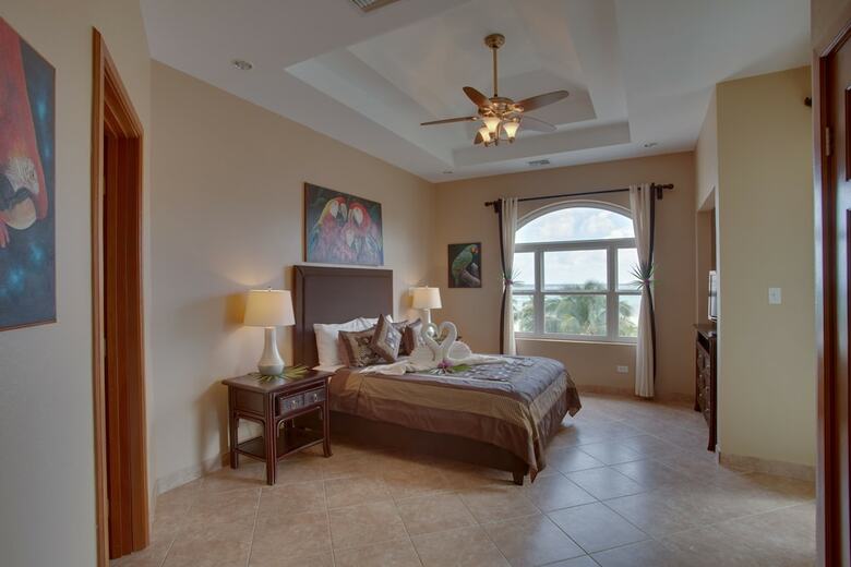 Grand Caribe Belize