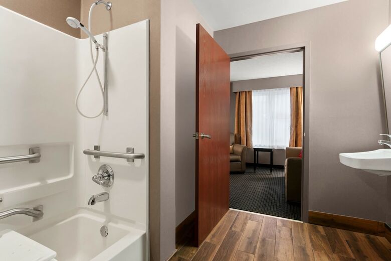 Hotel Hawthorn Suites By Wyndham Lancaster
