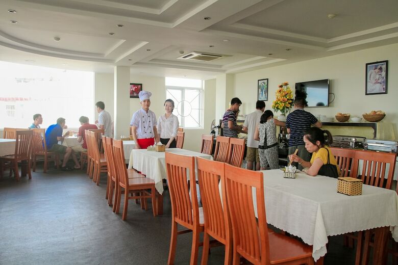 Starlet Hotel