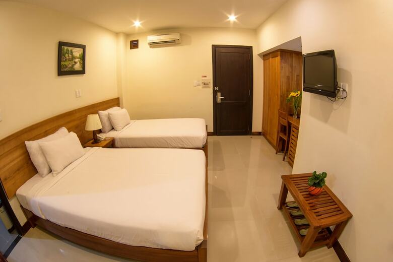 Starlet Hotel