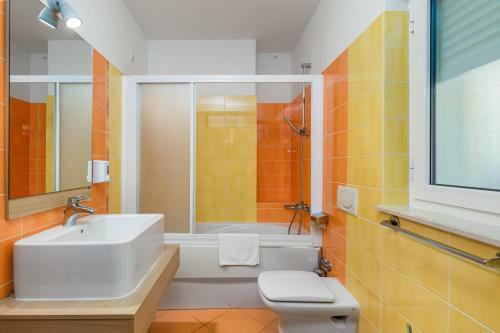 Apartments Rona Erea Icici