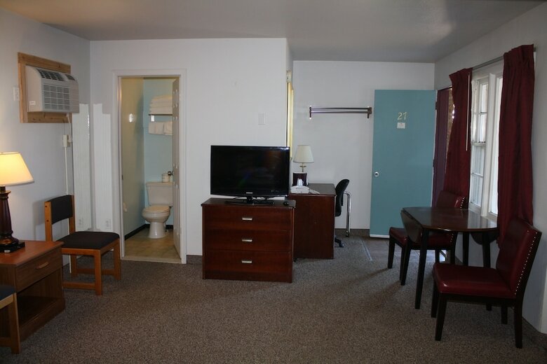 Motel Crows Nest Inn Tawas
