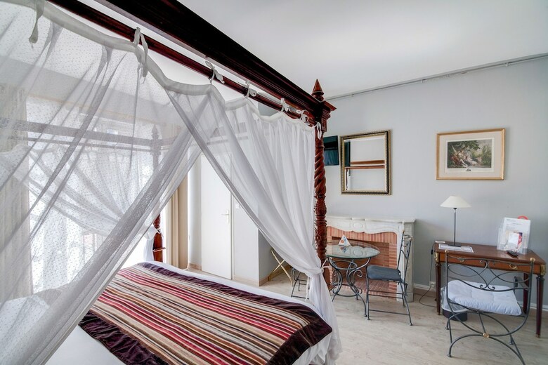 Hotel Brit H�tel Les Comtes de Champagne Centre Historique