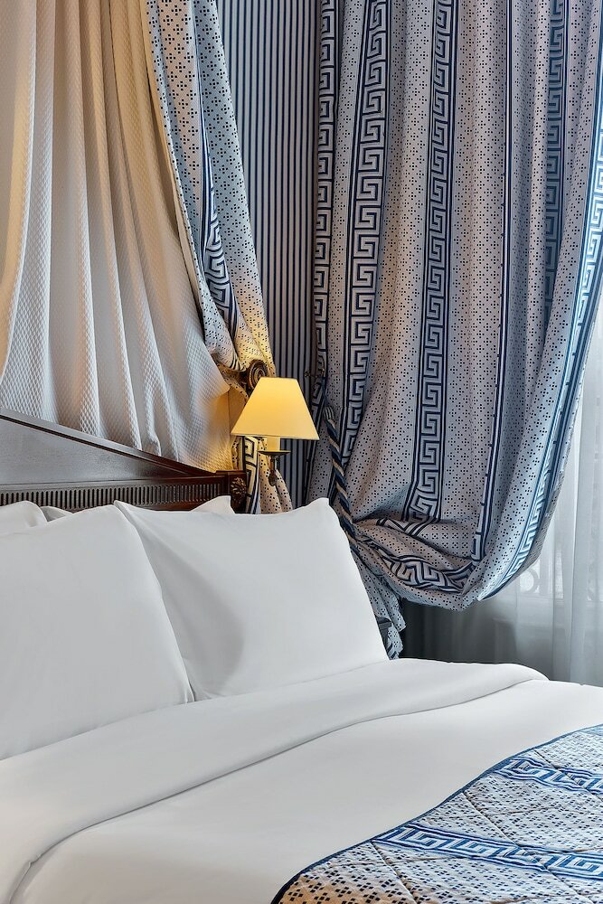 Le Dokhan's, A Tribute Portfolio Hotel, Paris