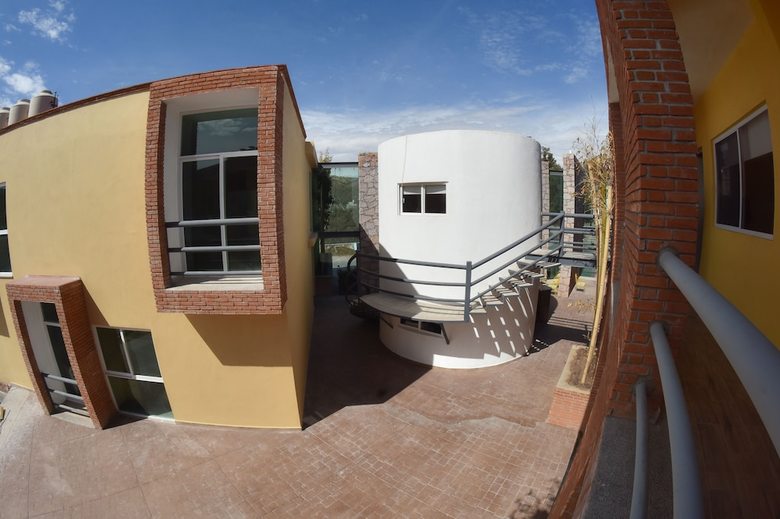 Hotel Valenciana Midway Inn