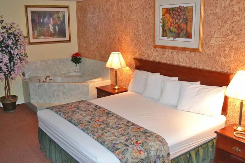 Motel Executive Inn And Suites