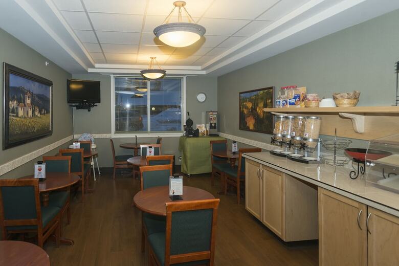 Hotel Lakeview Inns & Suites - Whitecourt