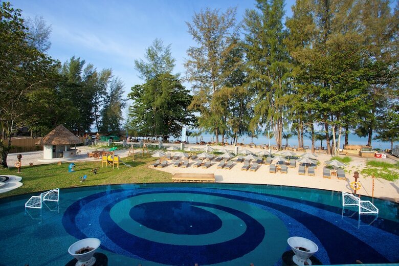 Apartamento Mai Khao Lak Beach Resort And Spa
