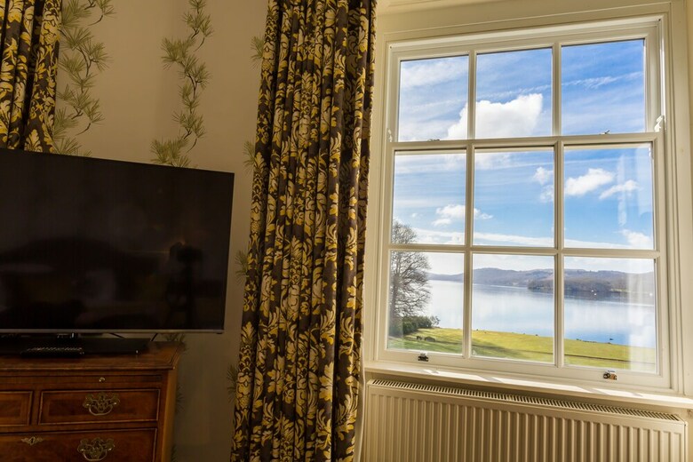 Storrs Hall Hotel